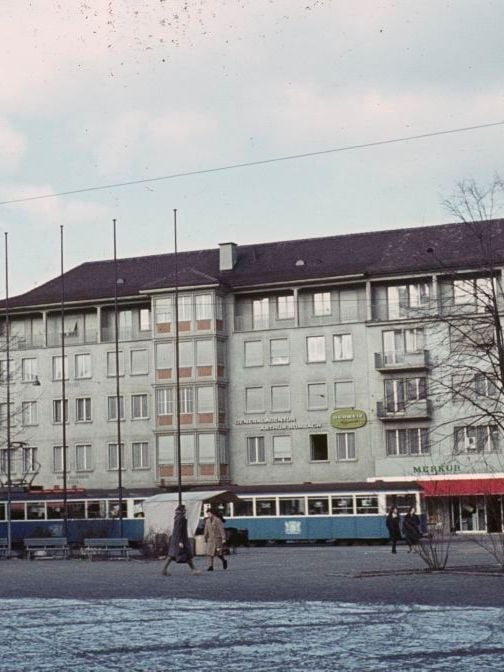 Zürich-Altstetten, Zentrum Lindenplatz
