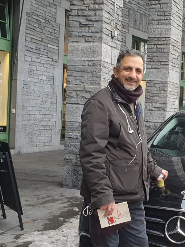 Mood image for Taxifahrer Fuad Aziz: «Ich ging 21 Tage mit leeren Taschen nach Hause»