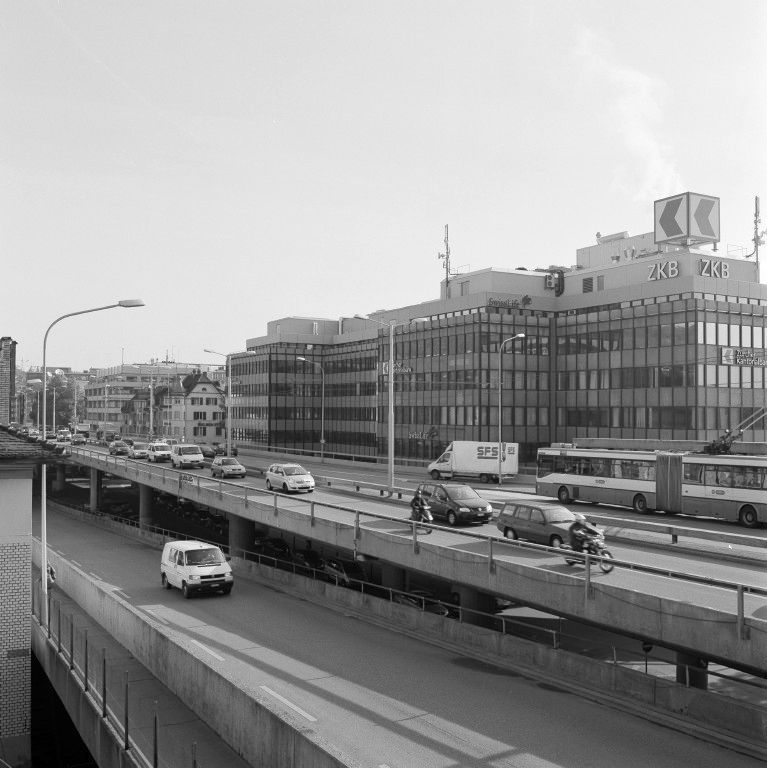 Article image for Die Hardbrücke im Wandel der Zeit
