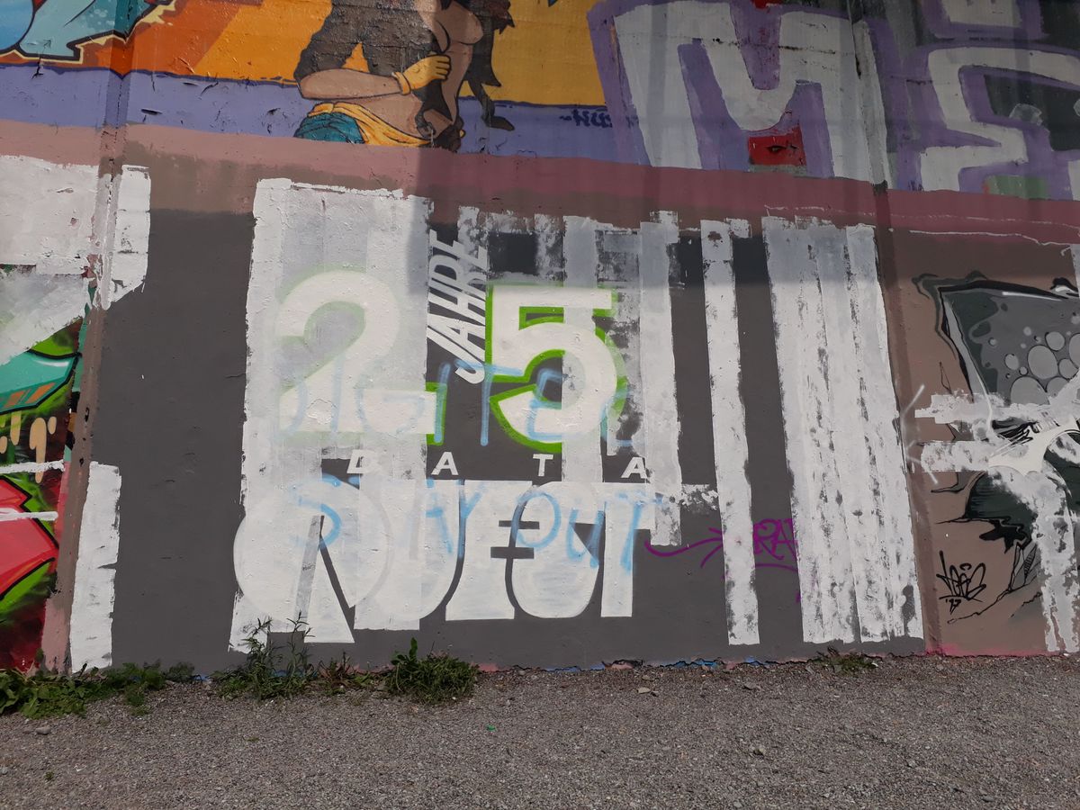 Article image for Oberer Letten: Sprayer rächen sich an kommerziellem Werbe-Graffiti
